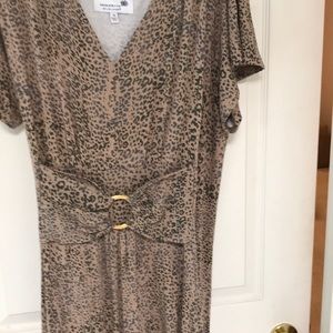 DRESS 1X.   Liz Lange